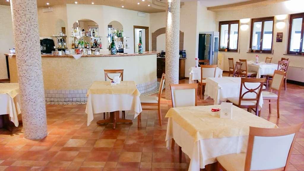 Hotel San Giorgio Sangano Εστιατόριο φωτογραφία